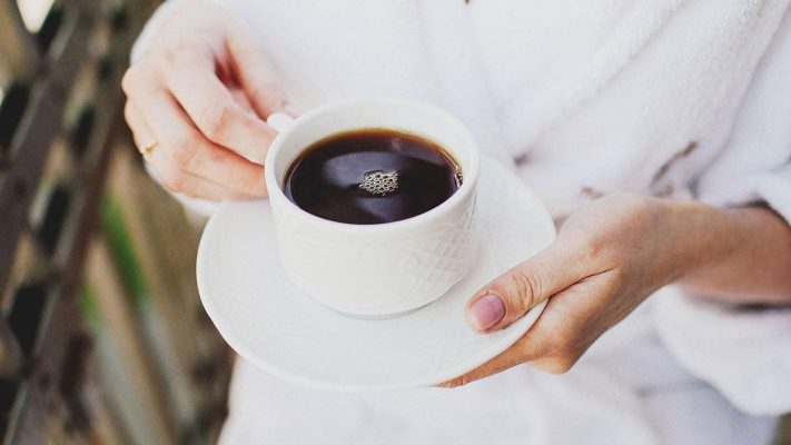 Những ai không nên uống cà phê