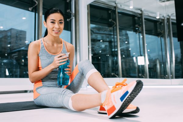 Uống nước đúng cách khi tập luyện thể dục