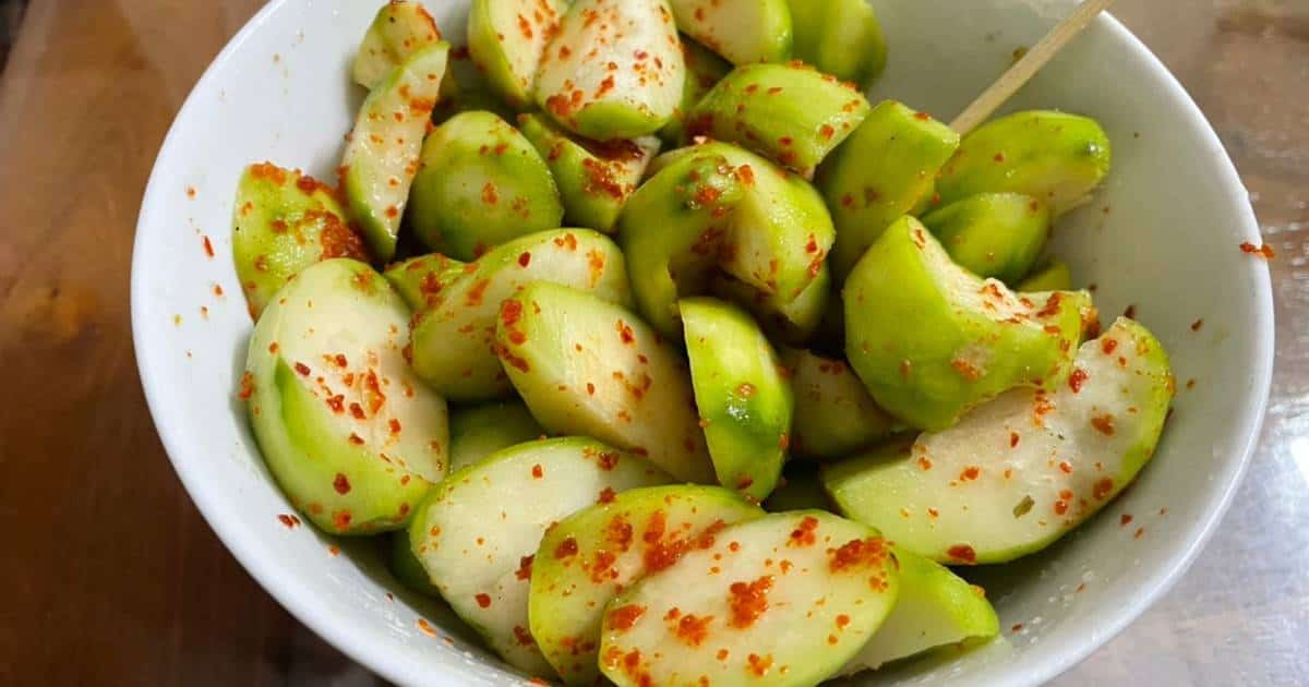 Cách làm xoài lắc cực ngon đơn giản tại nhà, ăn là ghiền