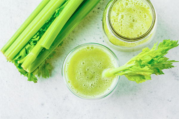 Rau cần là rau gì? Những công dụng tuyệt vời từ rau cần 2 rau can tay